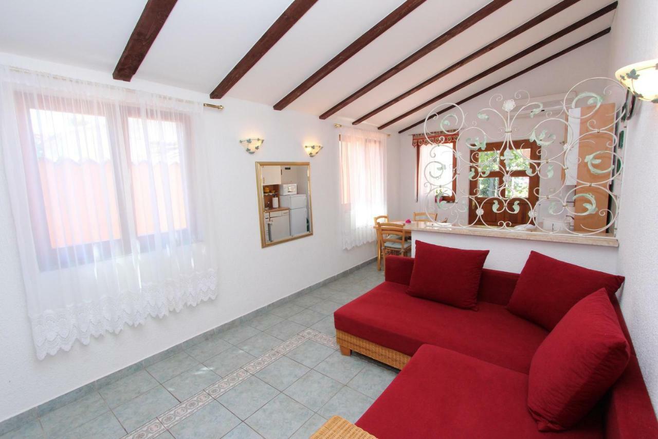 Apartments Villa Lucu Rovinj Exterior foto